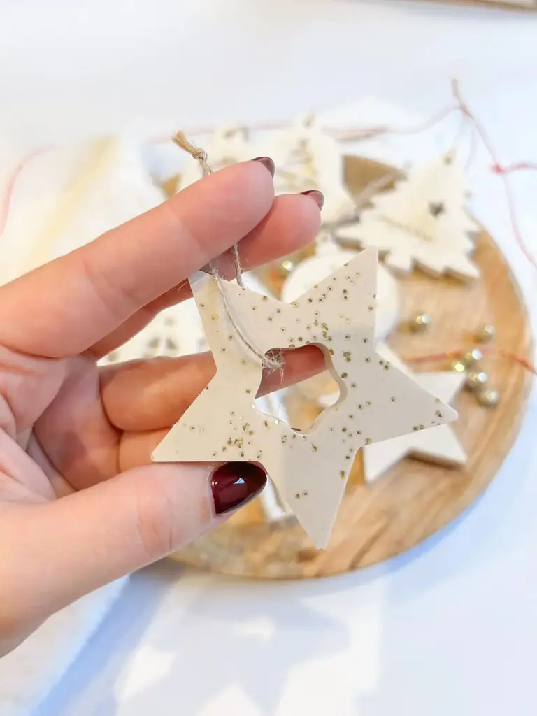 Ornement Noël - étoile creux